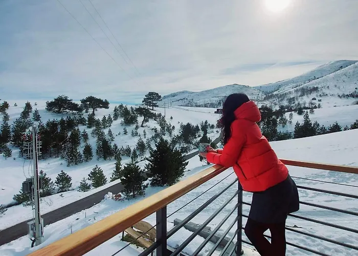 Wild Nest Deer Lux *